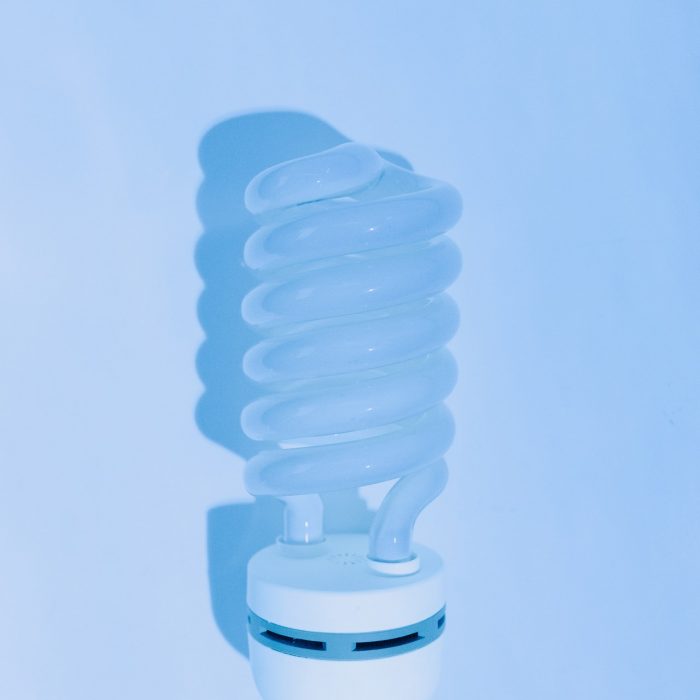 Lampe fluocompacte : réduire sa consommation